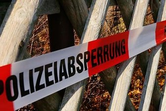 Chemnitz: Polizei findet Leiche im Gartenteich - 