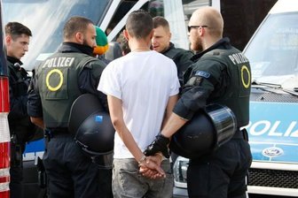 Chemnitz: Polizei-Großeinsatz im Stadthallenpark -