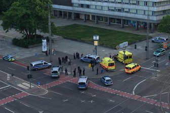 Chemnitz: Schlägerei im Zentrum - Polizei rückt mit elf Fahrzeugen an -