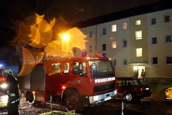 Chemnitz: Seniorin stirbt bei Wohnhausbrand -