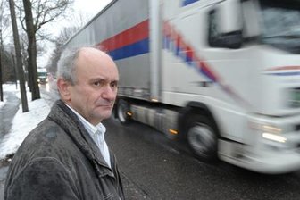 Anwohner und Unternehmer Peter Arnold an der Zschopauer Straße: "Die lange Bauzeit belastet uns."
