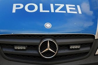 Chemnitz: Unbekannte beschmieren Häuser und Autos - 