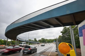 Chemnitz: Wichtige Verbindung zur A 72 für eine Woche dicht - Die Kalkstraße wird wegen letzter Prüfarbeiten an der Brücke gesperrt.