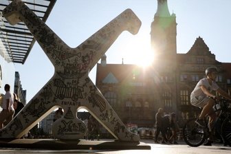Chemnitz will das neue Bundesinstitut - Bei der Wahl zur Kulturhauptstadt 2025 hat sich Chemnitz (Archivfoto) durchgesetzt. Kann das im Wettbewerb um ein Zukunftszentrum für Europäische Transformation und Deutsche Einheit ein zweites Mal gelingen?
