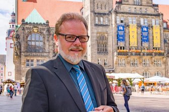 Chemnitzer CDU-Politiker Frank Heinrich: "Ich werfe jetzt nicht das Handtuch" - Frank Heinrich - CDU-Bundestagsabgeordneter 2009-2021