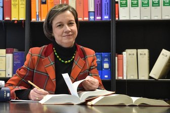 Chemnitzer CDU will dem Rathaus das Gendern verbieten - Die Chemnitzer CDU-Politikerin Almut Patt macht sich für verbindliche Schreibregeln im Chemnitz Rathaus stark – ohne Ausnahmen.