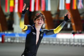Chemnitzer Eisschnellläufer schreibt in Polen Geschichte - Eisschnellläufer Matteo Stibenz hat derzeit gut lachen. Bei den ersten beiden Junioren-Weltcups lief es für den Chemnitzer richtig gut, am Ende stand mit Rang 3 über 1500 Meter sogar die erste Einzelmedaille für den EC Chemnitz seit Bestehen zu Buche.