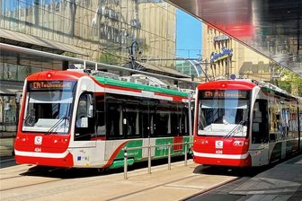 Chemnitzer Fahrgäste erleichtert: Wieder freie Fahrt rund um die Zentralhaltestelle - Nach mehreren Wohen Umleitungen läuft der Vekehr an der Chemnitzer Zentralhaltestelle wieder weitgehend normal. 