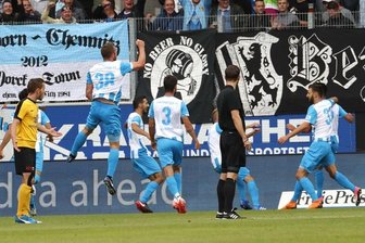 Chemnitzer FC besiegt VfB Auerbach - Jubel beim CFC: Die Chemnitzer haben am Samstag ihre Heimpartie gegen den VfB Auerbach gewonnen.