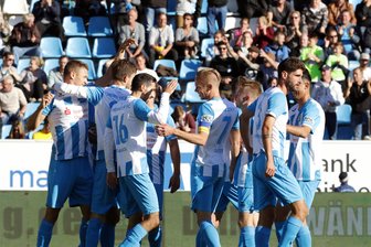 Chemnitzer FC gewinnt Sachsenderby gegen Lok Leipzig - Nach zehn Spielen in der Regionalliga Nordost ist der CFC mit 30 Zählern weiter Tabellenführer.