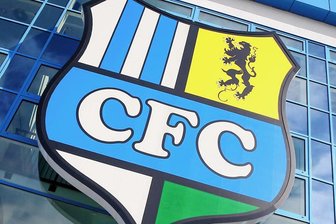 Chemnitzer FC in Schieflage: Unbeantwortete Fragen und ein Rücktritt vom Rücktritt - Dem Chemnitzer FC fehlen mindestens 600.000 Euro.