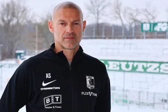 Chemnitzer FC: Rückrundenstart bei Chemie Leipzig abgesagt - Anfang Januar, als Alexander Schmidt als neuer Cheftrainer von Chemie Leipzig vorgestellt wurde, lag Schnee im Alfred-Kunze-Sportpark. Ähnlich winterlich sieht es dieser Tage aus.