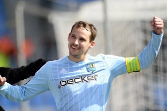 Chemnitzer FC sucht erfahrene Spieler - Der zweitbeste Drittliga-Torjäger Anton Fink bekommt in der neuen Saison Verstärkung an die Seite, oder auch mehr Konkurrenz im eigenen Team.