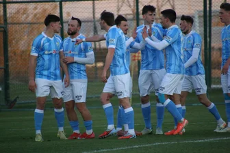 Chemnitzer FC: Testspiel gegen den VfB Auerbach am Freitag - Trifft der Chemnitzer FC – hier beim Testspiel gegen den slowakischen Erstligisten FK Železiarne Podbrezová – am Freitag auf den VfB Auerbach?