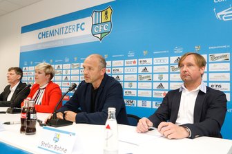 Chemnitzer FC: Trainerentscheidung fällt diese Woche - Während des Pressegesprächs am Dienstag wird der neue Vorstand Sport, Steffen Ziffert,vorgestellt. Ebenfalls zu Gast ist der Aufsichtsratsvorsitzende, Uwe Bauch.