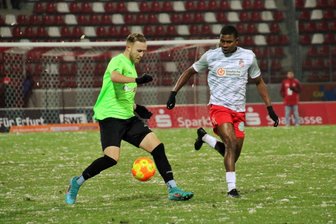 Chemnitzer FC verliert Ost-Klassiker in Erfurt deutlich - Der Chemnitzer FC hat das Auswärtsspiel gegen den FC Rot-Weiß Erfurt deutlich mit 7:2 verloren.