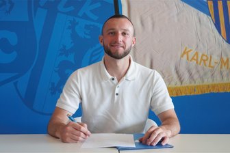 Chemnitzer FC vermeldet weiteren Neuzugang in der Offensive - Der Chemnitzer FC hat Artur Mergel verpflichtet. Dieser kommt vom Ligakonkurrenten Rot-Weiß Erfurt.