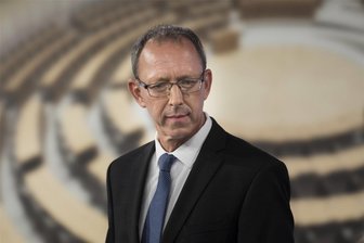 Chemnitzer Forscher ergründen Mechanismen der AfD-Agitation - Sachsens AfD-Vorsitzender Jörg Urban findet sich auch an vielen Stellen der Agitations-Studie wieder, wenngleich zunächst anonym. Doch sind die als Quelle dienenden Einzelprotokolle der Landtagssitzungen allesamt verlinkt, so dass man die Redner genau zurückverfolgen kann.