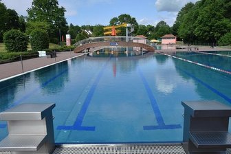 Chemnitzer Freibäder ohne Gäste-Obergrenze - Das Freibad Gablenz.