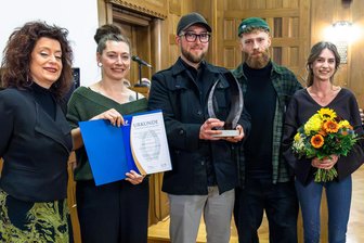 Chemnitzer Friedenspreis verliehen: Das sind die Gewinner in diesem Jahr - Sie helfen Menschen, denen oft und manchmal immer ein warmes Bett fehlt: die Mitstreiter von „Kältebus Chemnitz“.
