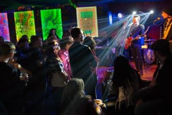 Chemnitzer Gastronom schließt drei Innenstadt-Lokale - Im Flowpo fand regelmäßig Livemusik statt.