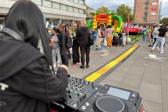 Chemnitzer Jugendclubs und die Sorgen vorm Rotstift wegen klammer Kassen - Zeigen, was offene Kinder- und Jugendarbeit ist: Mitten in der Chemnitzer City präsentierten sich in dieser Woche mehrere Einrichtungen.