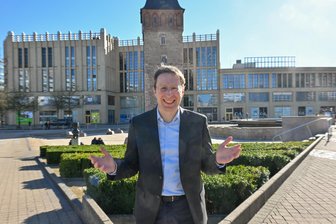 Chemnitzer Professor forscht zu „verführerischen Details“ - Professor Günter Daniel Rey von der TU Chemnitz erforscht die Psychologie hinter digitalen Lehrmethoden.