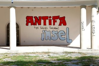 Chemnitzer Schloßteich-Pavillon erneut beschmiert -