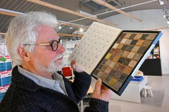 Chemnitzer Spielemuseum präsentiert die bunte Welt des Sandes - Nur von einigen Südseeinseln und aus Äquatorialguinea fehlen Rolf Kretzschmar aus Plauen noch Sandproben.