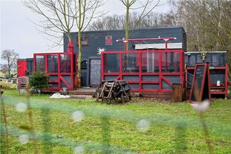 Chemnitzer Stadträte entscheiden über Zukunft von Imbiss neben Heideschänke - Den Imbiss "Fasan" am Zeisigwald gibt es seit 2020. Geöffnet ist er am Wochenende ab 14 Uhr. 