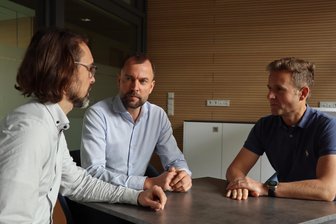 Chemnitzer Start-up für Energiesparer kann sich über Finanzspritze freuen - Die drei Gründer von Amcopia: Marcus Obst, Robin Schubert und Eric Richter.