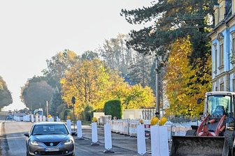 Chemnitzer Straße in Hartmannsdorf: Bau geht 2023 weiter - Die Bauarbeiten auf der Chemnitzer Straße in Hartmannsdorf gehen auch im nächsten Jahr noch weiter. Während der Winterpause soll die derzeitige Sperrung allerdings aufgehoben werden.