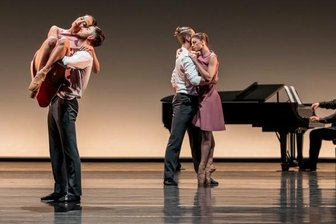 Chemnitzer Tänzer treten in Finnland auf - "Love Me Or Leave Me - Bach meets the great Ladies of Jazz" ist ein Ballettabend von Sabrina Sadowska, der im Lockdown entstand. 
