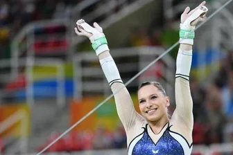 Chemnitzer Turnerin Sophie Scheder jubelt über Bronze am Stufenbarren - Sophie Scheder freut sich über Bronze.