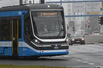 Chemnitzer Verkehrsbetriebe dünnen Fahrplan erneut aus - Busse und Bahnen fahren in Chemnitz ab kommende Woche "bis auf Weiteres" nur noch höchstens alle 15 Minuten.