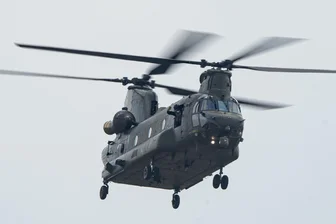 Chinook-Hubschrauber überfliegen das Erzgebirge: Was hat es damit auf sich? - Mehrere Chinook-Hubschrauber - die Maschine auf dem Bild gehört zur British Royal Airforce - sind diese Woche über der Region beobachtet worden.