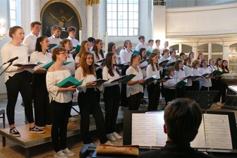 Chöre des Zschopauer Gymnasiums geben Frühjahrskonzert - Wie das Weihnachtskonzert findet auch das Frühjahrskonzert des Zschopauer Gymnasiumschors in der Kirche statt.