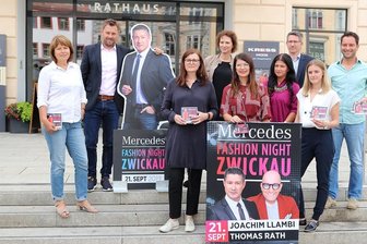 City und Rathaus verwandeln sich zu Laufsteg -