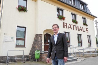 Claußnitz bleibt 2024 schuldenfrei: Haushalt beschlossen - Andreas Heinig von der Freien Wählervereinigung Claußnitz ist seit September 2019 Bürgermeister von Claußnitz.