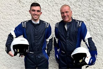 Comeback mit 60 Jahren: Rallye-Pilot aus dem Erzgebirge will nochmals Gas geben - Feiern im November bei der Lausitz-Rallye ihre Premiere als Vater-Sohn-Gespann: Pitt und Wolfgang Richter aus Dorfchemnitz. Wolfgang Richter nahm bis 2000 bereits an zahlreichen nationalen und internationalen Rallyeläufen teil.