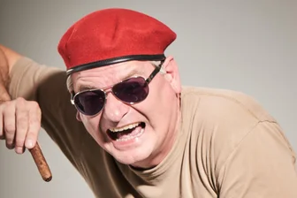 Comedian „Ausbilder Schmidt“ kommt nach Zwickau - Ausbilder Schmidt ist für seinen sehr speziellen Charme bekannt.