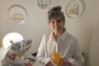 Congress-Hotel: Betreiberinnen der Nagel- und Kosmetikstudios bangen um ihre Zukunft - Sandy Schneider betreibt seit 25 Jahren ihren Kosmetiksalon im Congress-Hotel. Sie bangt um ihre Zukunft.