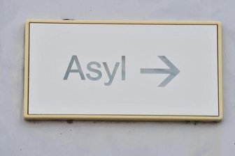 Containerstandort für Asylbewerber untersucht - 