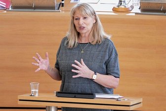 Corona: Auch Sachsen strebt Isolationsende an - Petra Köpping - Sachsens Gesundheitsministerin