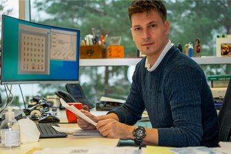 Corona-Experte aus Mittweida warnt: "Wir brauchen dringend Impfstoffe, die anders wirken" - Kristan Schneider lehrt und forscht in Mittweida. 