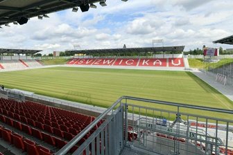 Corona: FSV Zwickau stellt Vorverkauf für Heimspiele ein - Der FSV Zwickau hat auf den jüngsten Anstieg der Corona-Zahlen im Landkreis reagiert. Der Vorverkauf für die beiden Heimspiele am 17. und 23. Oktober ist vorerst eingestellt.