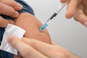 Corona: Hier kann man sich in Mittelsachsen impfen lassen - Die Coronaschutzimpfung wird nicht nur von Hausärzten angeboten. Was kann man tun, wenn der eigene Hausarzt nicht impft.