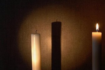 Corona hinterlässt deutliche Übersterblichkeit im Erzgebirge - Im Erzgebirge hat es zum Jahresende 2020 und 2021 deutlich mehr Todesfälle wie sonst gegeben.