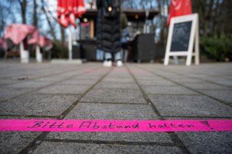 Corona-Krise: Politik diskutiert über Beschränkungen und Veränderungen - ein Überlick -