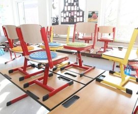 Corona-Lage im Landkreis Zwickau: Inzidenz erreicht wichtige Marke - Familien im Landkreis Zwickau können Hoffnung schöpfen: Die Sieben-Tage-Inzidenz bewegte sich am Donnerstag und Freitag unterhalb der Marke von 165, ab der Kitas wieder öffnen und Schulen Präsenzunterricht im Wechselmodell durchführen dürfen